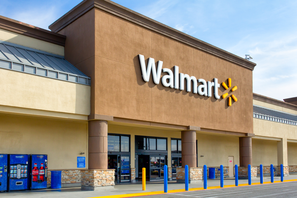O Walmart retira toda a publicidade de jogos violentos em suas lojas, mas continua a vender armas